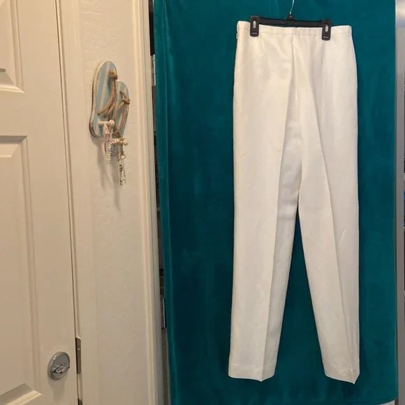 White Kasper brand linen and rayon  lined pants.  These pants are new. - Picture 2 of 5